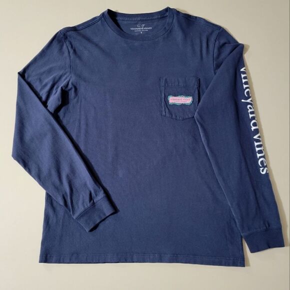 Vineyard Vines Garland Logo Box Long Sleeve Pocket Tee - Picture 4 of 16